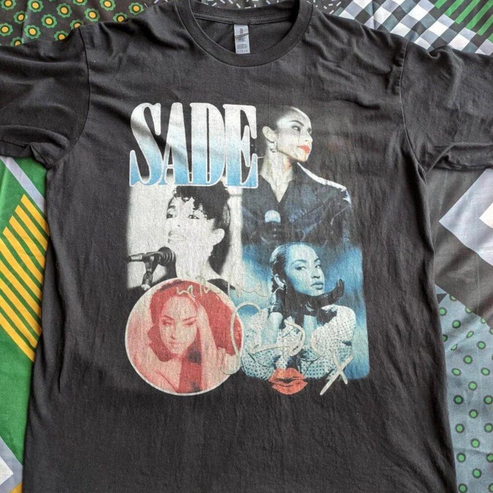 Sade Rare Retro Graphic Music Fan Unisex  Classic Style T-Shirt